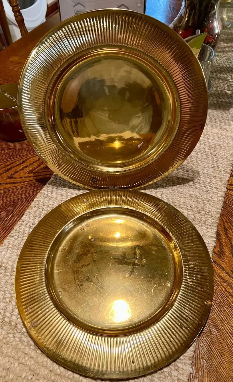 Brass Wall Plate/Chargers  Set of 2